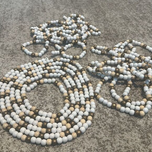 Christmas Tree Beaded Garland Decor 3 Strands - Picture 1 of 4